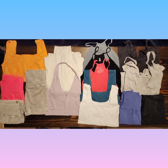 FREE PEOPLE MOVEMENT "MYSTERY" BOX K - Picture 3 of 3